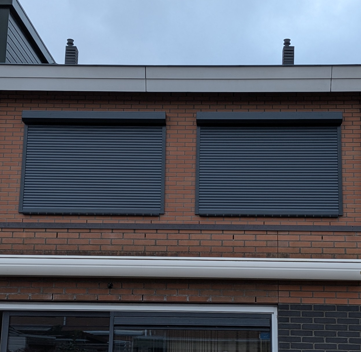 Zelf plaatsen 2x rolluiken - review foto